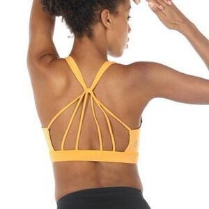 NWOT icyzone Padded Strappy Sports Bra Yoga Tops Activewear Workout Banana Cream